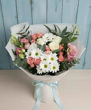 Букет цветов из:  Розы, Лизиантусы и Хризантемы в Борисоглебске