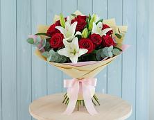 Букет цветов из:  Лилии и Розы в Борисоглебске
