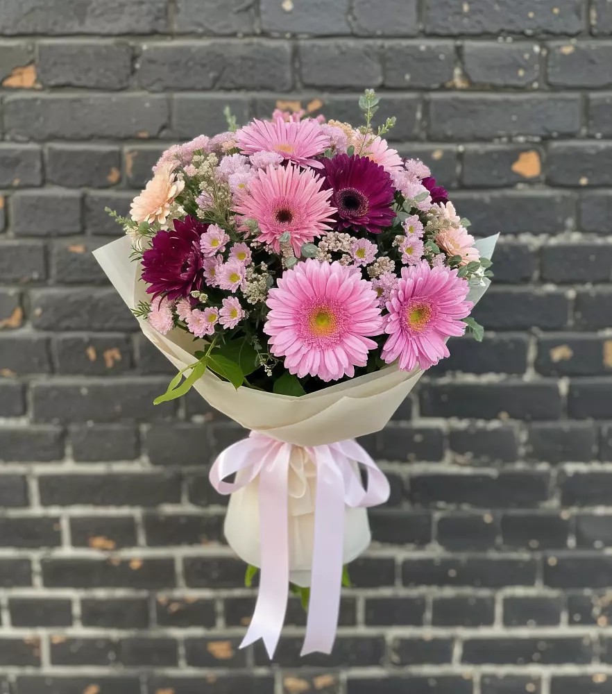 Букет цветов из: Герберы и Хризантемы в Борисоглебске