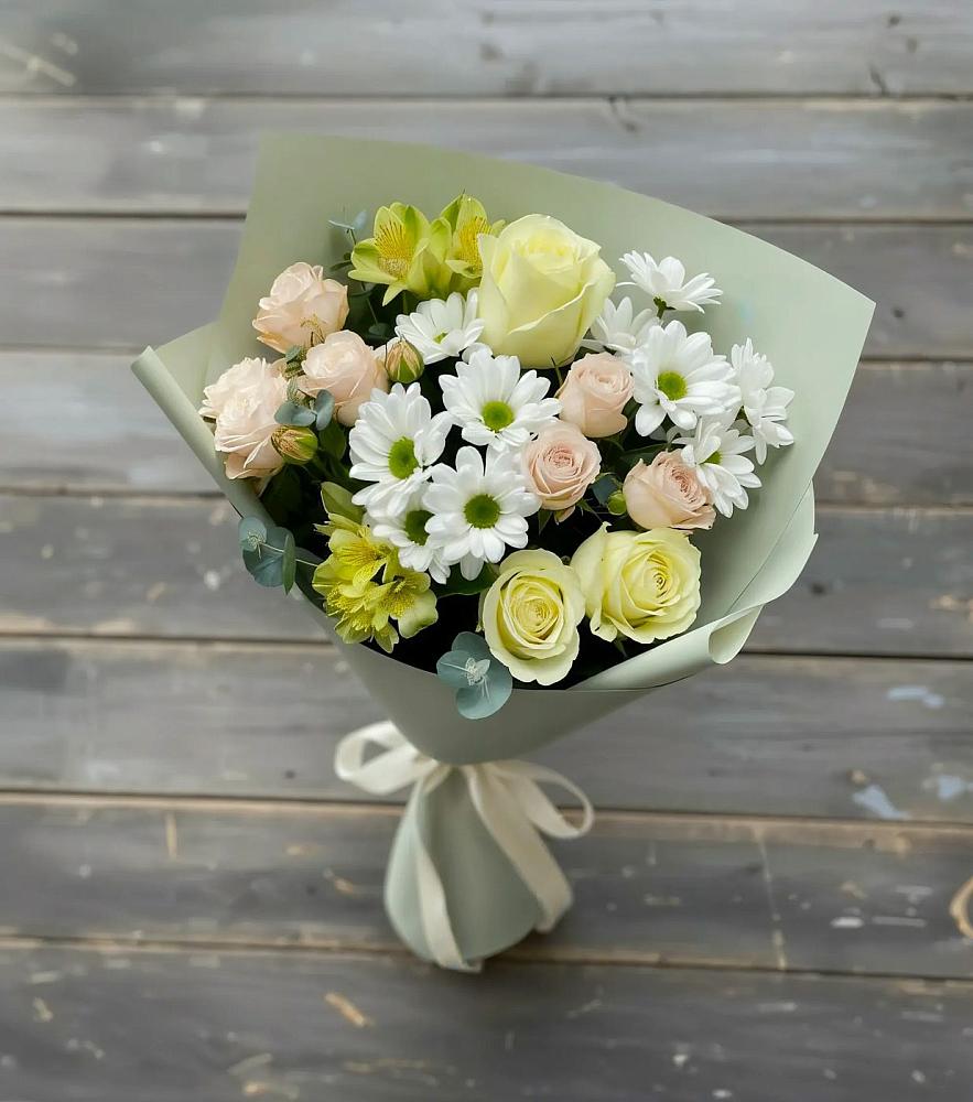 Букет цветов из: Альстромерии, Розы и Хризантемы в Борисоглебске