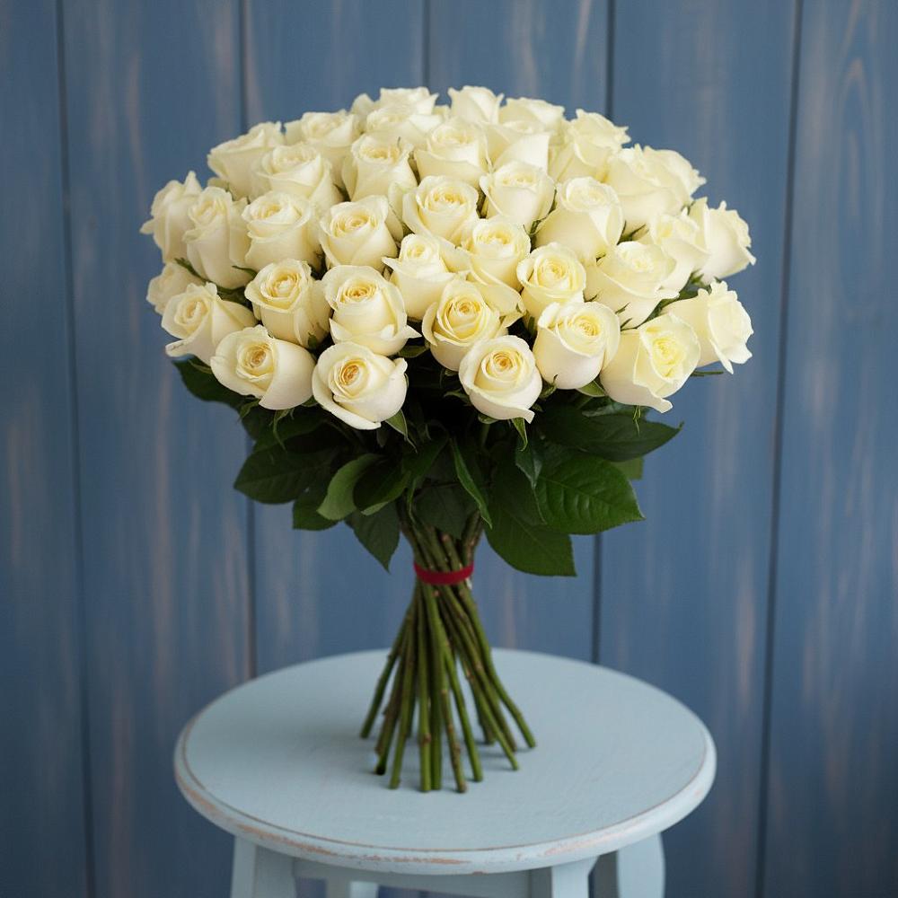 Букет 51 Белая роза Эдлесс Лав в Борисоглебске