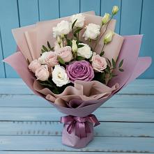 Букет цветов из:  Розы и Лизиантусы в Борисоглебске