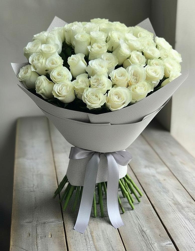 Букет 35 Белых роз в Борисоглебске