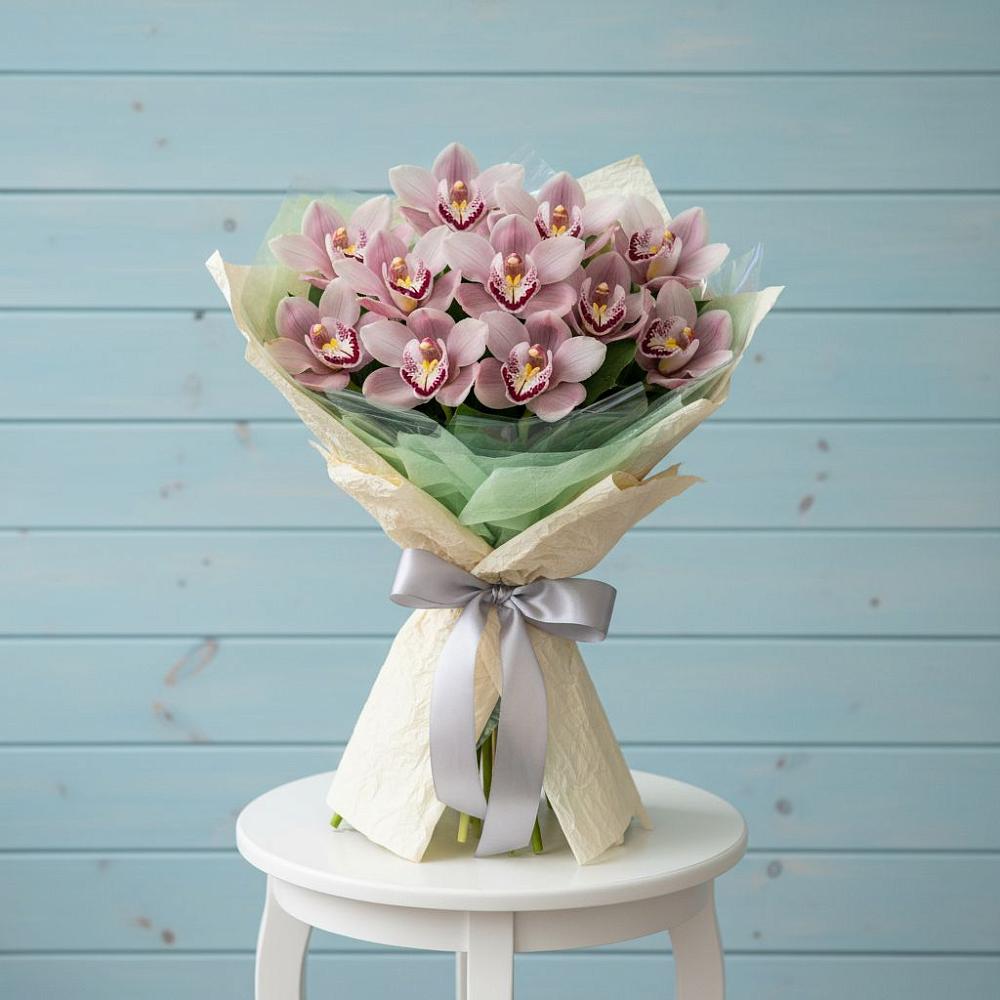 Букет цветов из: Орхидеи и Розы в Борисоглебске