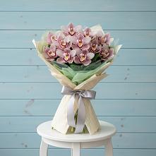 Букет цветов из:  Орхидеи и Розы в Борисоглебске