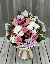 Букет цветов из:  Альстромерии, Гвоздики, Розы и Хризантемы в Борисоглебске