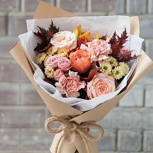 Букет цветов из:  Гвоздики, Хризантемы и Розы в Борисоглебске