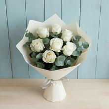 Букет Белые розы в Эвкалипте в Борисоглебске